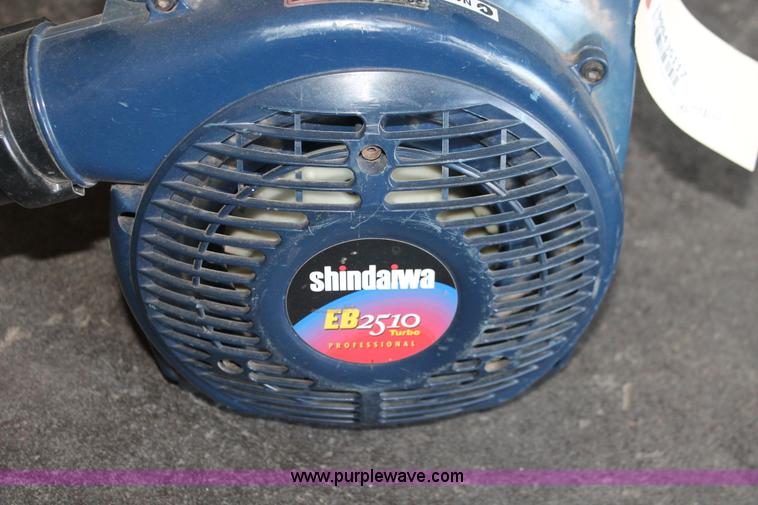 image for item AV9235 Shindaiwa EB2510 Turbo lawn and leaf blower