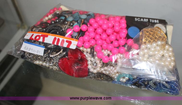 image for item AV9239 Assorted costume jewelry