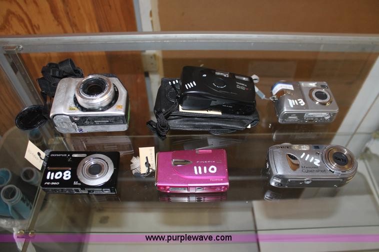 image for item AV9241 Assorted cameras