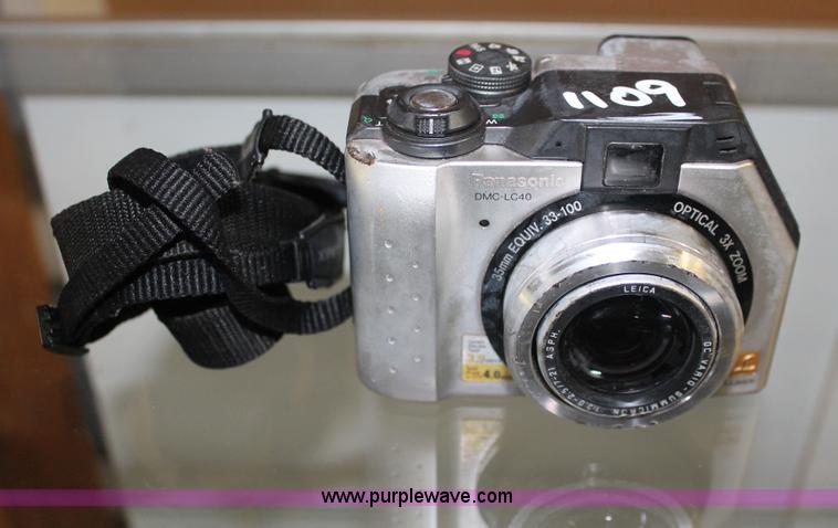 image for item AV9241 Assorted cameras