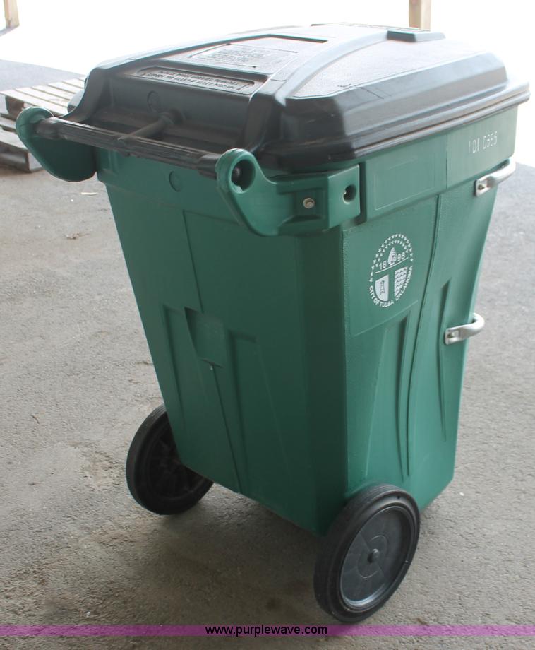 image for item I7983 (375) plastic trash carts
