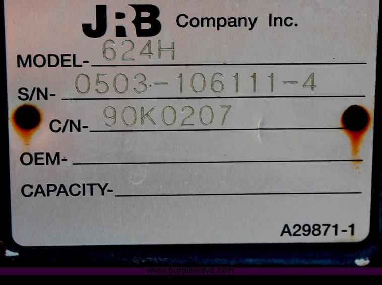 image for item I7988 2001 John Deere 624H loader