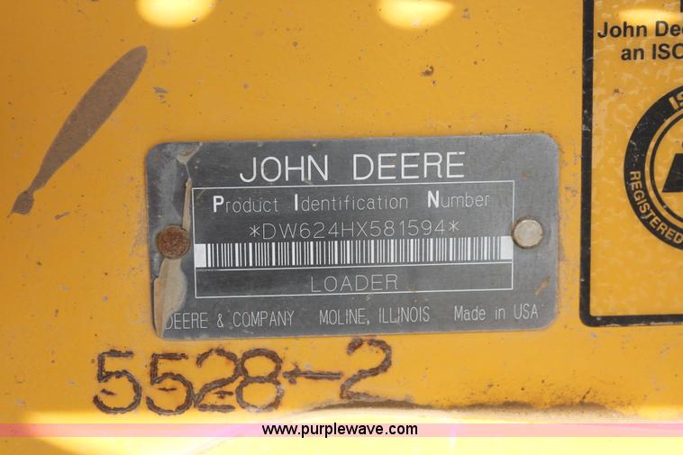 image for item I7988 2001 John Deere 624H loader