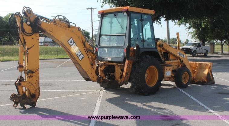 image for item I7989 1999 John Deere 310SE backhoe