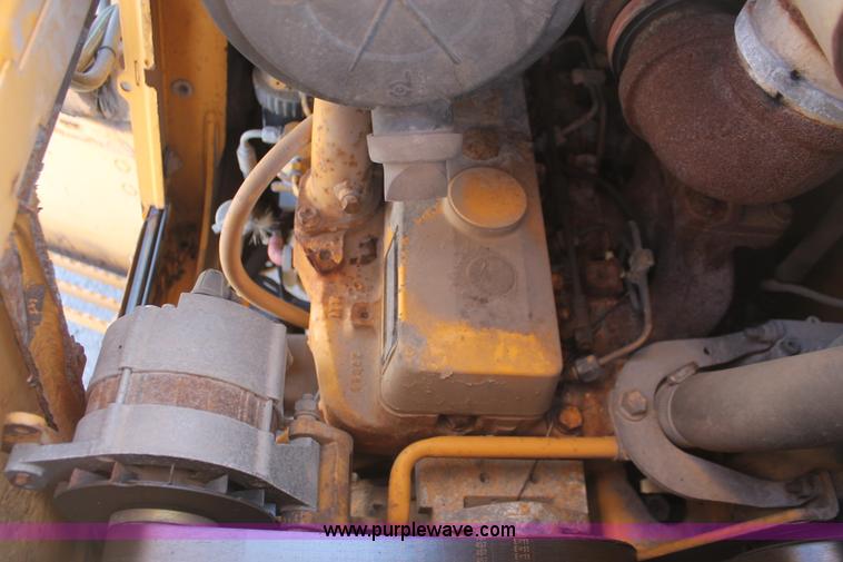 image for item I7989 1999 John Deere 310SE backhoe