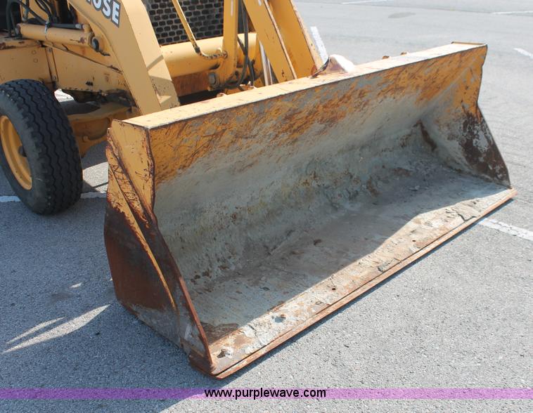 image for item I7989 1999 John Deere 310SE backhoe
