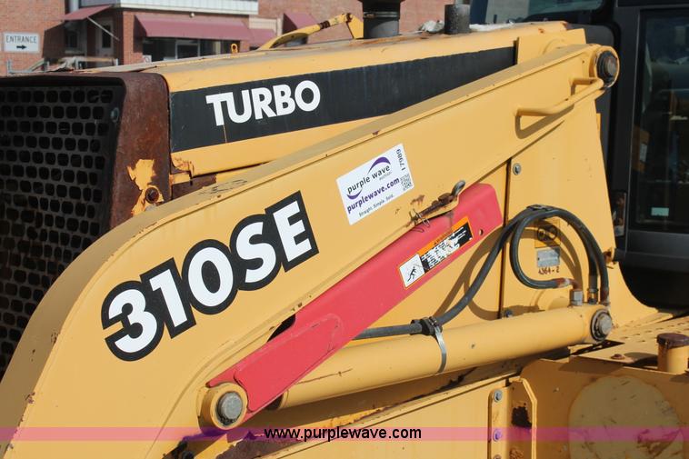 image for item I7989 1999 John Deere 310SE backhoe