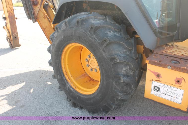 image for item I7989 1999 John Deere 310SE backhoe