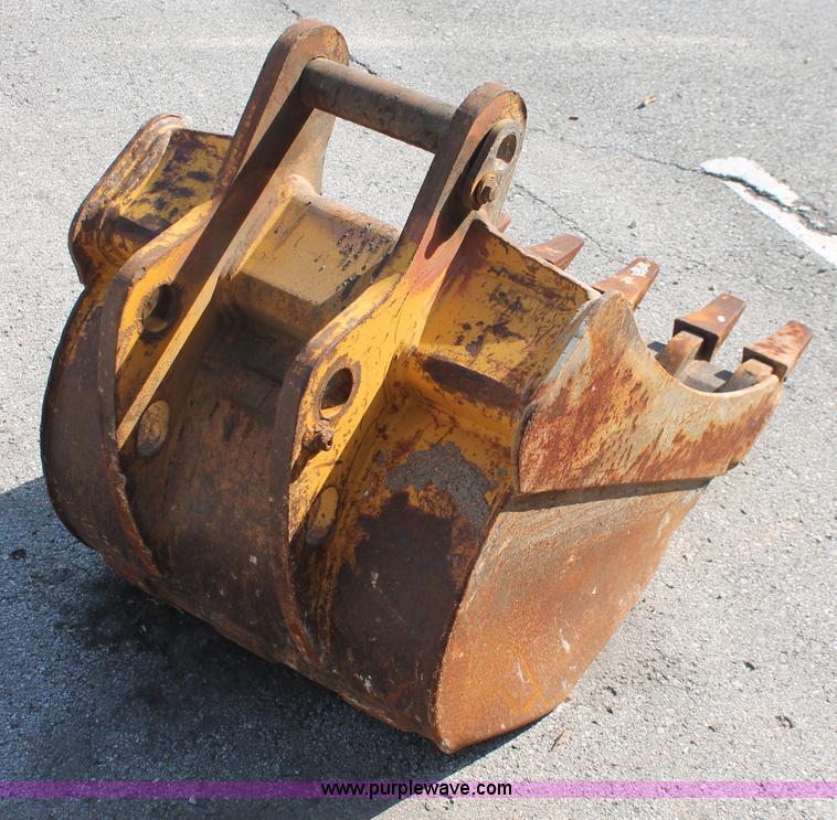 image for item I7989 1999 John Deere 310SE backhoe