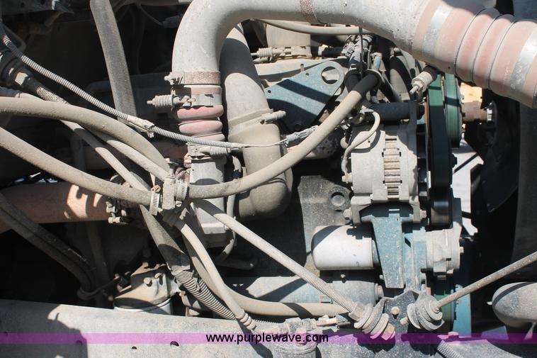 image for item I7990 2000 International 2554 dump truck