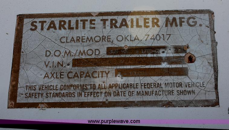 image for item I7993 1990 Starlight tandem axle gooseneck equipment trailer