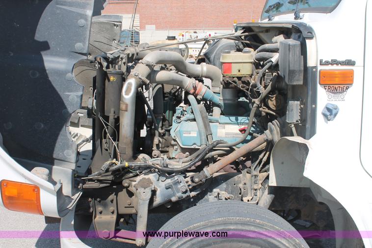 image for item I7994 1998 International 4700 low profile dump bed semi truck