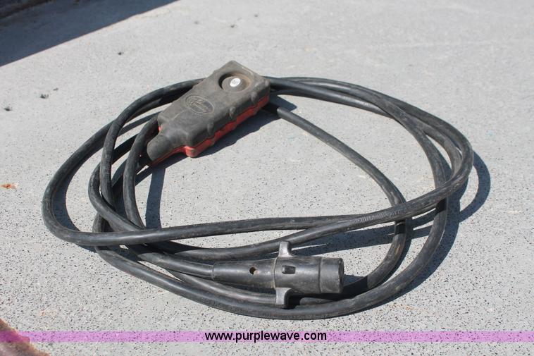 image for item I7994 1998 International 4700 low profile dump bed semi truck