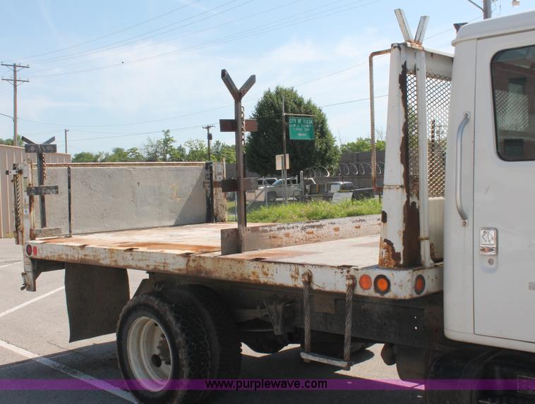 image for item I7994 1998 International 4700 low profile dump bed semi truck