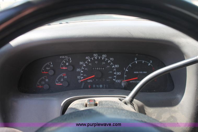 image for item I7995 1999 Ford F450 Super Duty utility truck