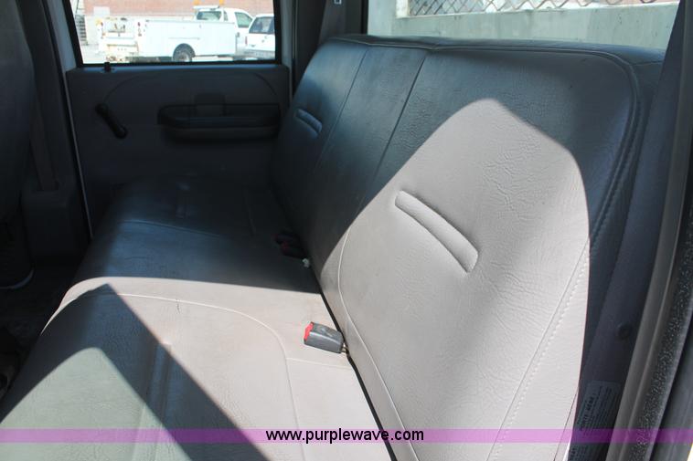 image for item I7995 1999 Ford F450 Super Duty utility truck