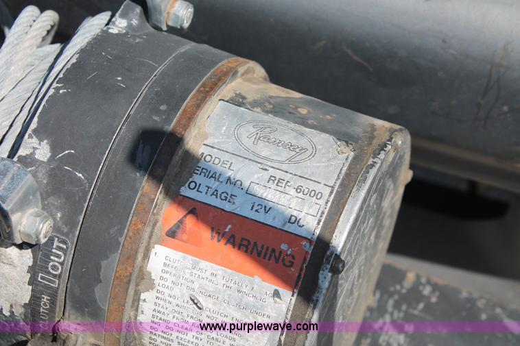 image for item I7995 1999 Ford F450 Super Duty utility truck