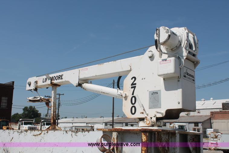 image for item I7995 1999 Ford F450 Super Duty utility truck