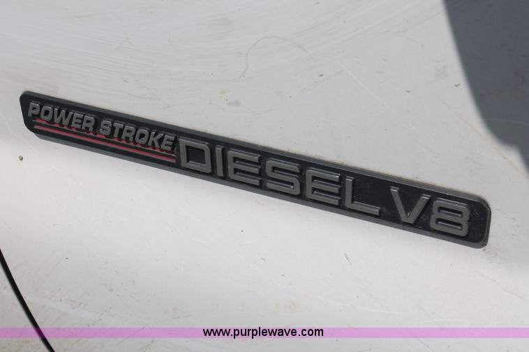 image for item I7995 1999 Ford F450 Super Duty utility truck