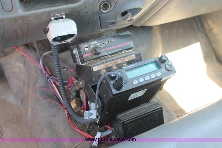 image for item I7996 2002 Ford F350  XL Super Duty utility truck