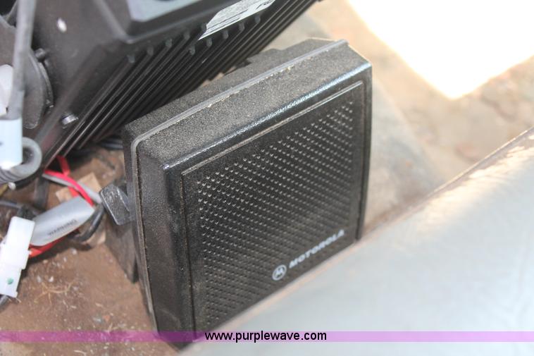 image for item I7996 2002 Ford F350  XL Super Duty utility truck