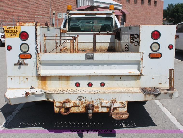 image for item I7996 2002 Ford F350  XL Super Duty utility truck