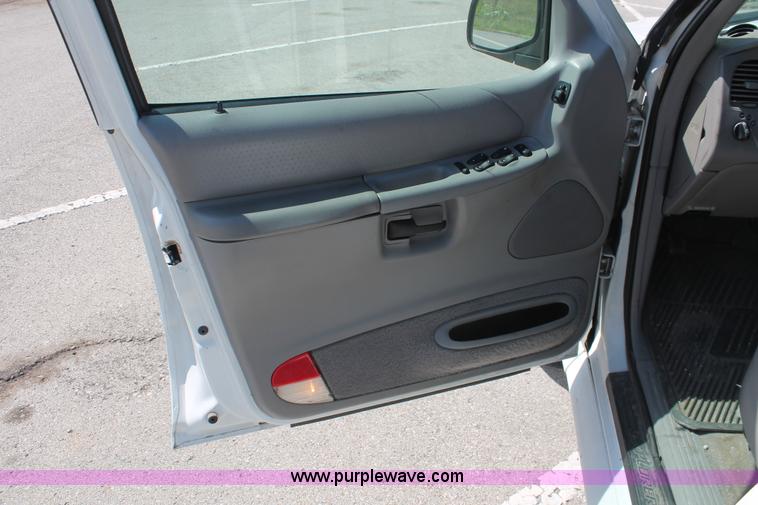 image for item I7997 1997 Ford Explorer SUV