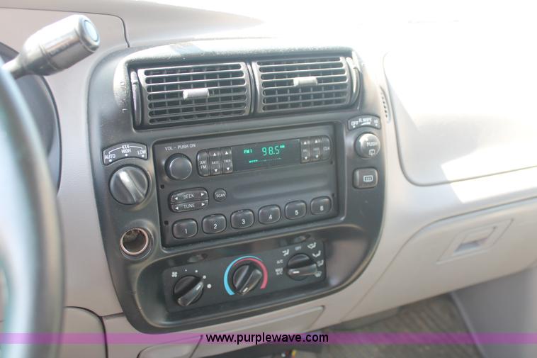image for item I7997 1997 Ford Explorer SUV
