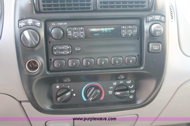 image for item I7997 1997 Ford Explorer SUV