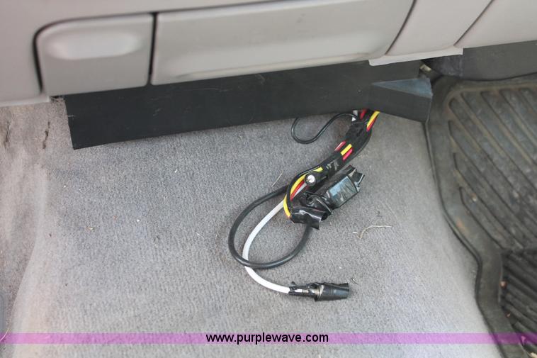 image for item I7997 1997 Ford Explorer SUV