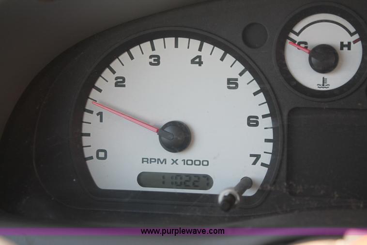 image for item I7999 2004 Ford Ranger XL SuperCab pickup truck