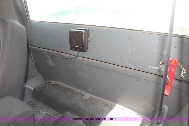 image for item I7999 2004 Ford Ranger XL SuperCab pickup truck