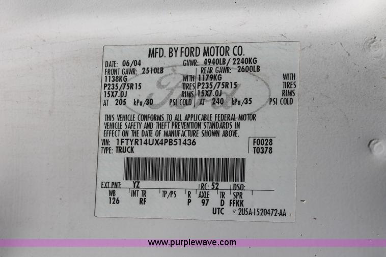 image for item I7999 2004 Ford Ranger XL SuperCab pickup truck