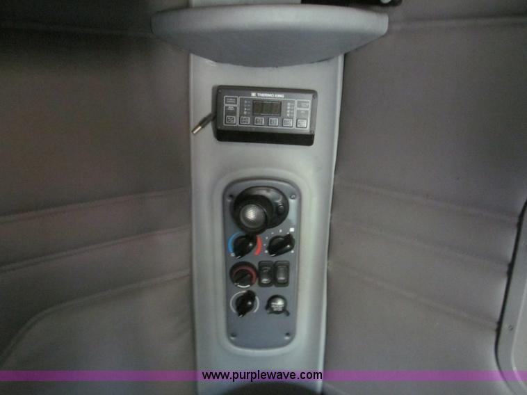 image for item F5113 2006 Freightliner Century Class ST120 semi truck