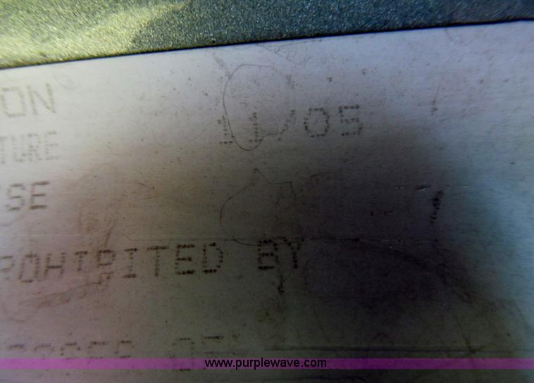 image for item F5113 2006 Freightliner Century Class ST120 semi truck