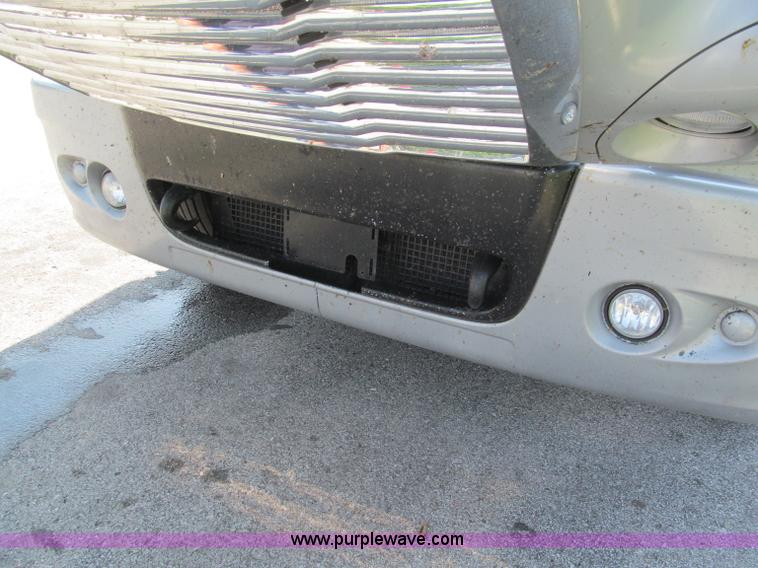 image for item F5113 2006 Freightliner Century Class ST120 semi truck