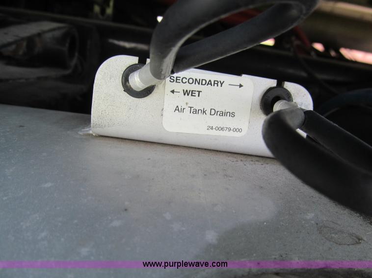 image for item F5113 2006 Freightliner Century Class ST120 semi truck