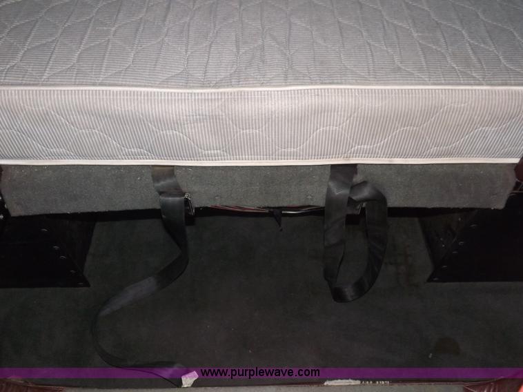 image for item F8725 1994 Kenworth T600 semi truck