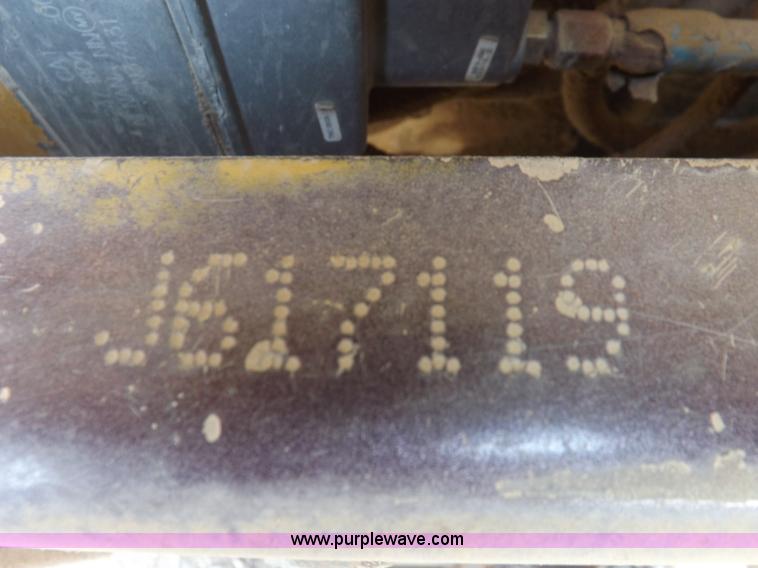 image for item F8725 1994 Kenworth T600 semi truck