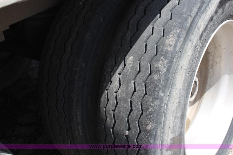 image for item G5247 1998 Great Dane 53' dry van trailer