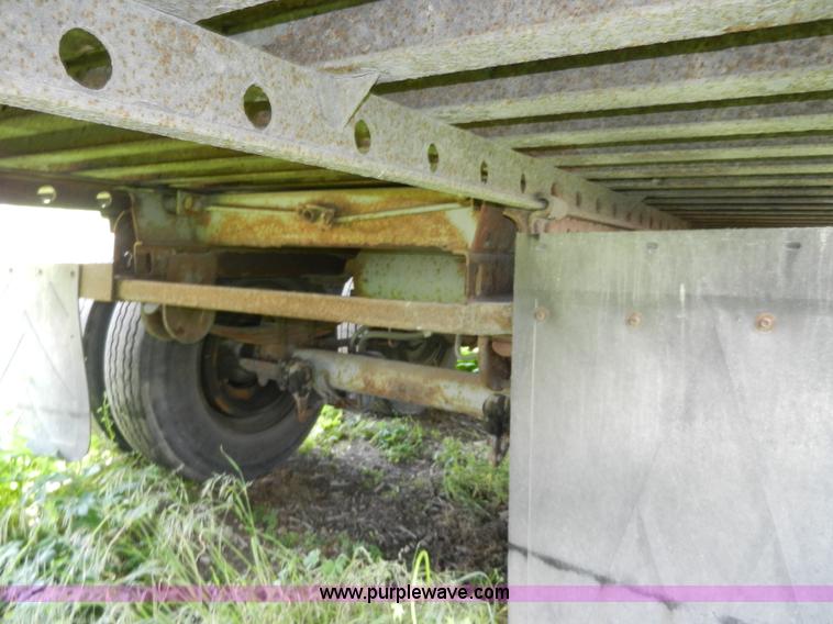 image for item H3064 1990 Strick 53' dry van trailer