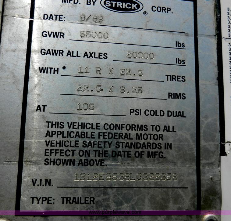 image for item H3064 1990 Strick 53' dry van trailer