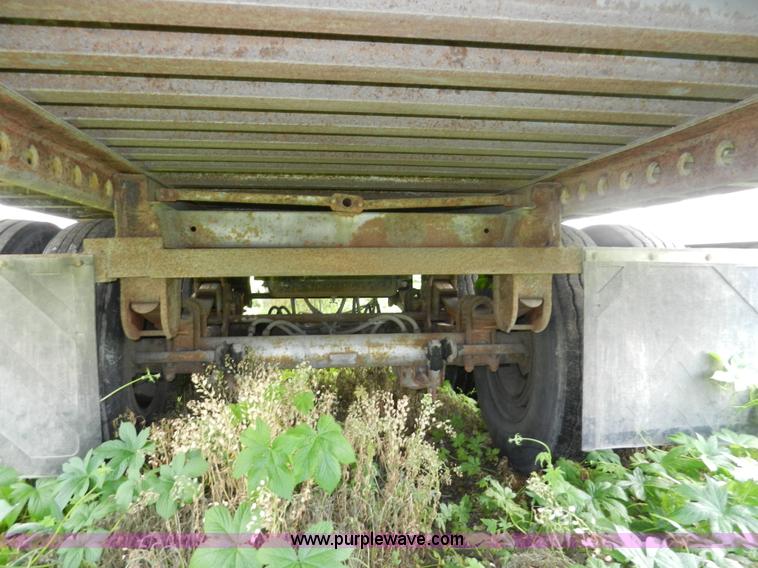 image for item H3065 1992 Stoughton 53' dry van trailer