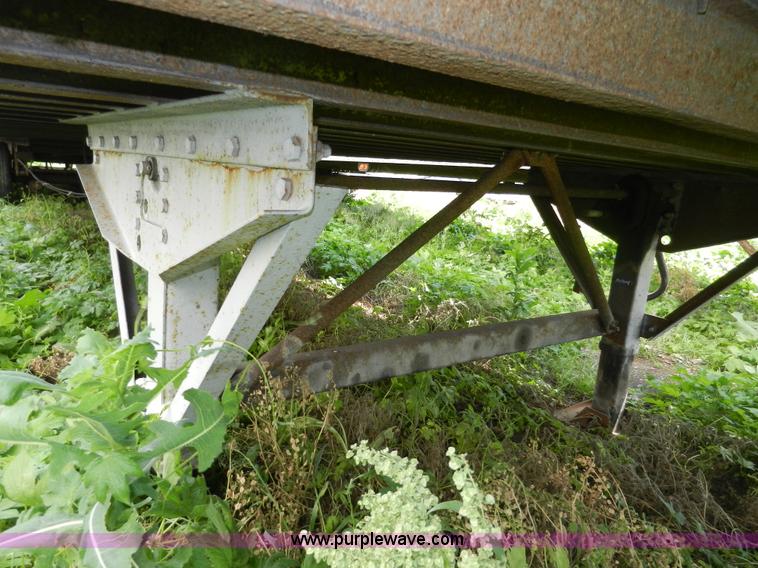 image for item H3065 1992 Stoughton 53' dry van trailer