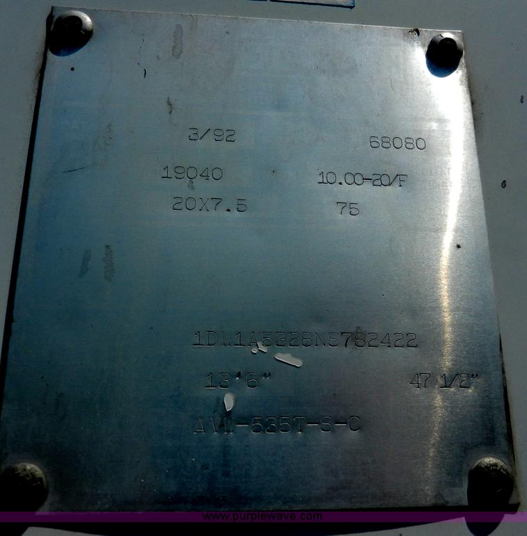 image for item H3065 1992 Stoughton 53' dry van trailer