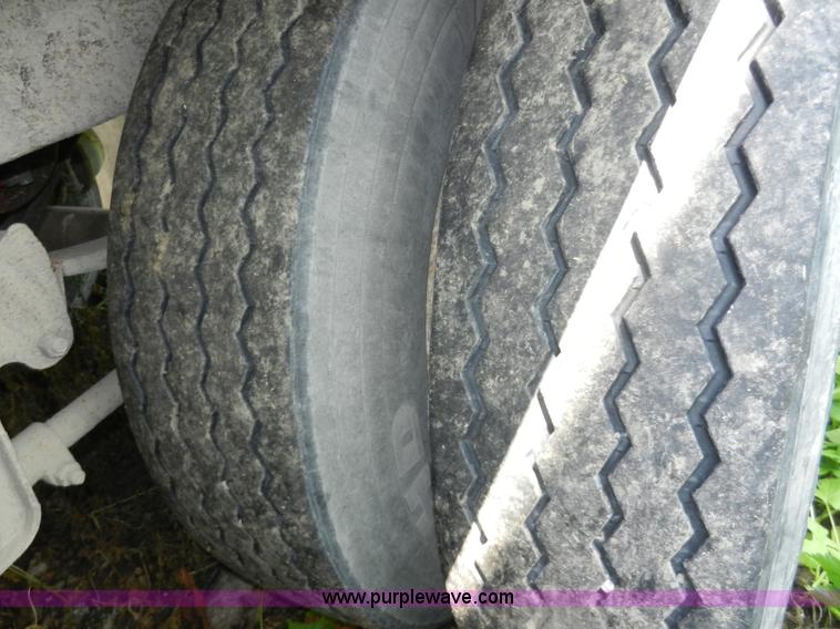 image for item H3066 1991 Pines 53' dry van trailer