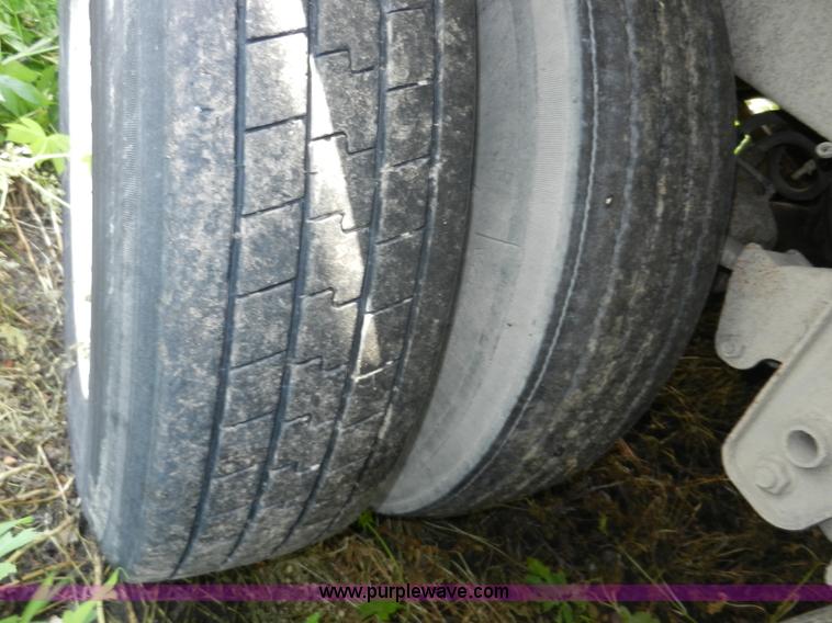 image for item H3066 1991 Pines 53' dry van trailer