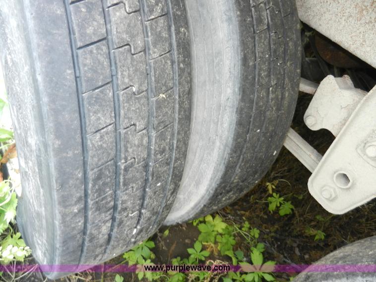 image for item H3066 1991 Pines 53' dry van trailer