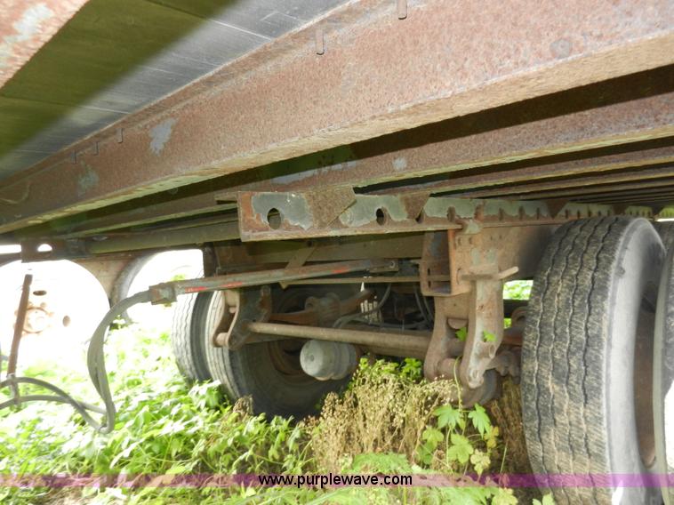 image for item H3067 1990 Wabash 53' dry van trailer