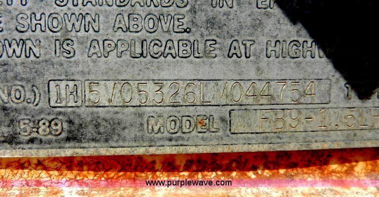 image for item H3072 1990 Fruehauf 53' dry van trailer